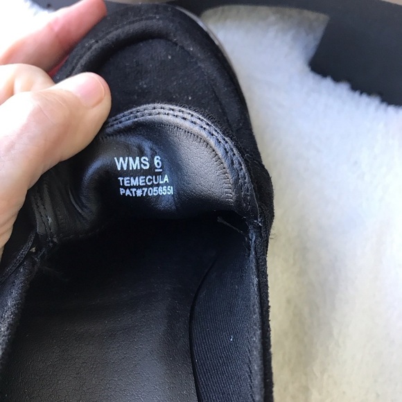 DV Dolce Vita Temecula style black suede-like sz 6 Manmade materials Rub… - Picture 4 of 9